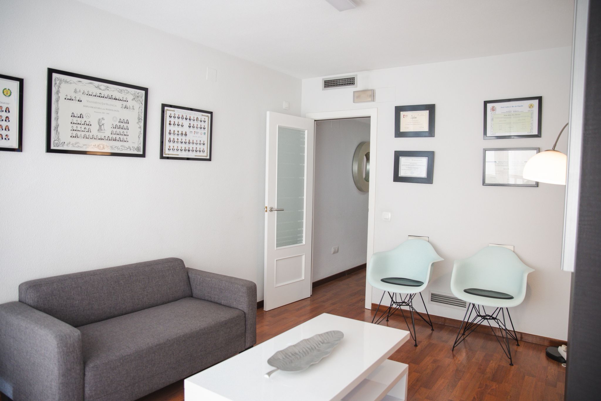 Sala de espera de la Clínica Podológica Silvia Díez en Vila-real